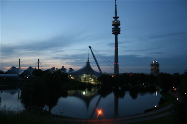 Olympiapark Dämmerung 4