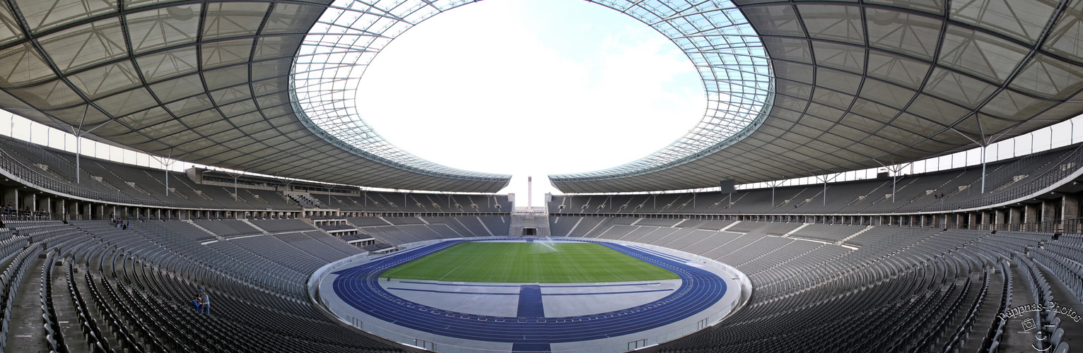 Olympiastadion /08