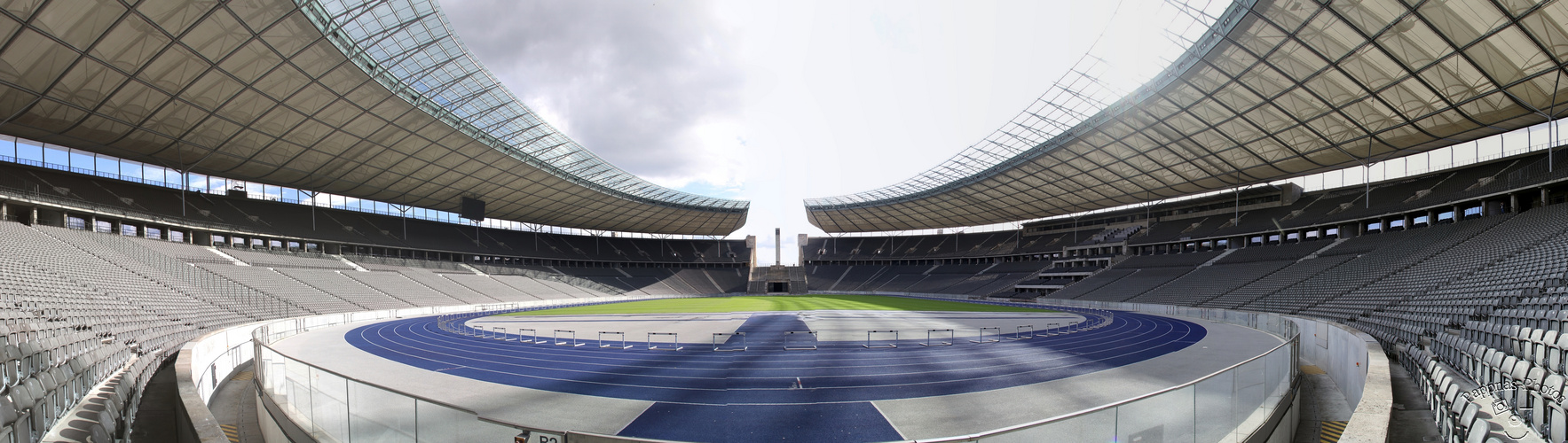 Olympiastadion /11