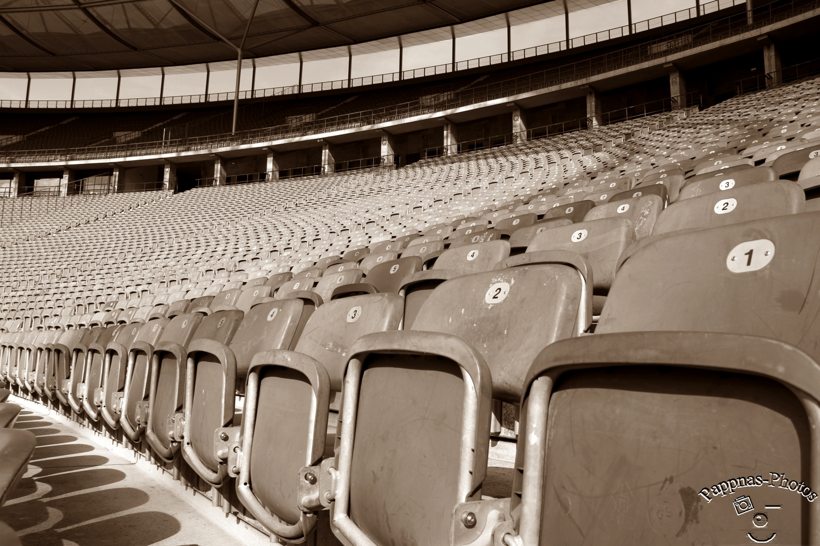 Olympiastadion /14