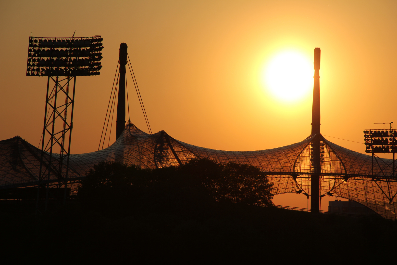 Olympiastadion am Abend