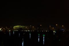 Olympiastadion bei Nacht