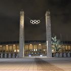 Olympiastadion bei Nacht