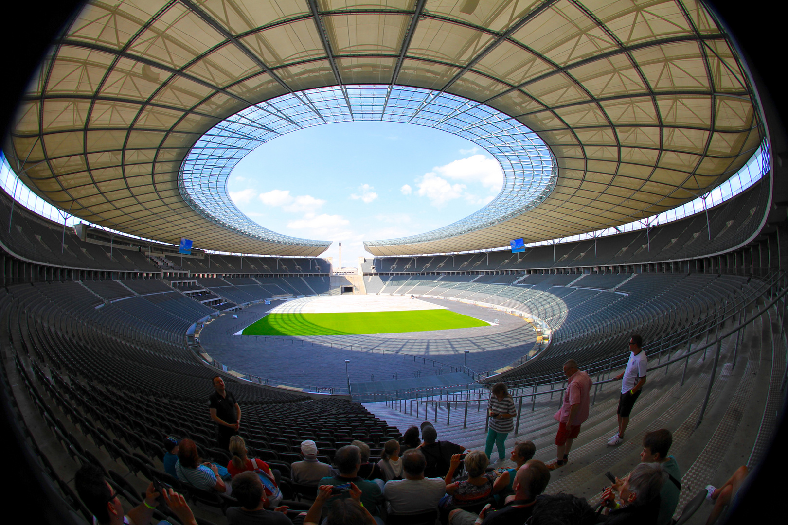 Olympiastadion Berlin Konzertaufbau (IMG_0932)