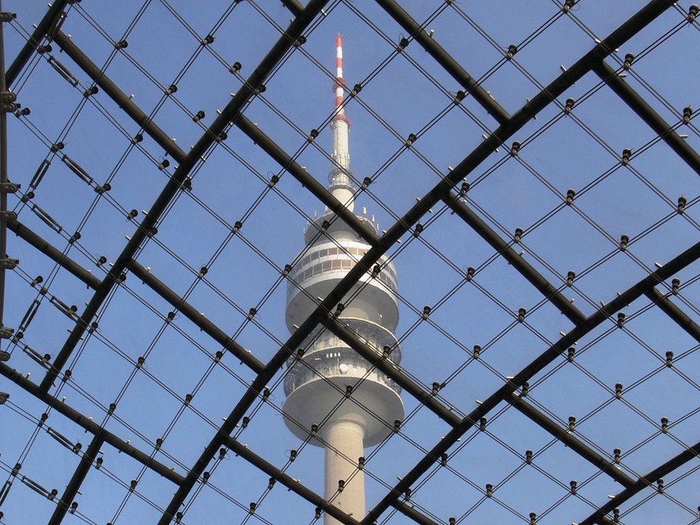 Olympiastadion mit Fernsehturm