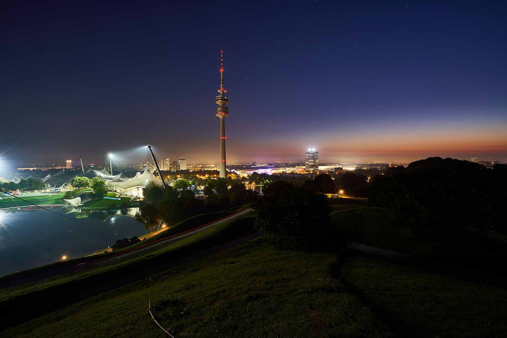 Olympiatower Morgens