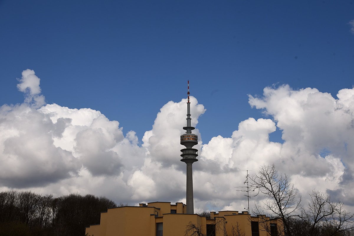 Olympiaturm München April 2021