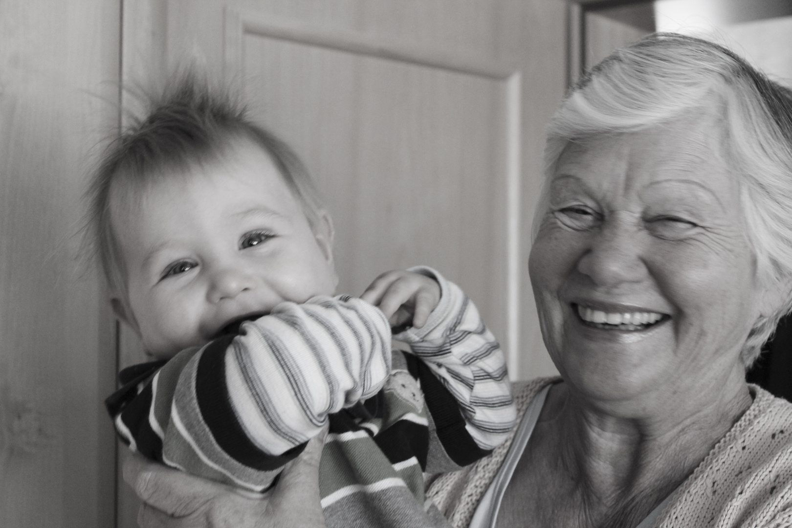 Oma und Enkel Foto & Bild kinder, babies, lachen Bilder auf