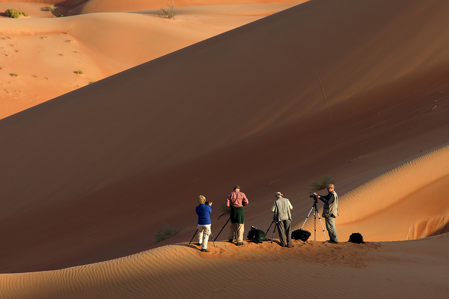 Oman 2008 -6 Wüste „Rub al-Khali“ – Meine Gäste in Ausübung des Hobbys