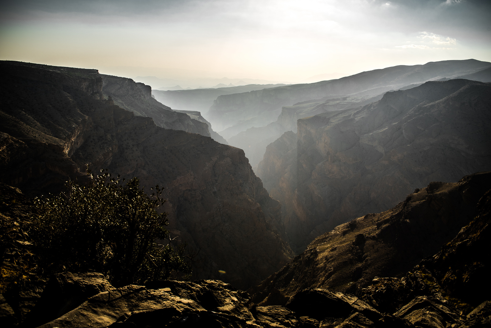 Oman Jabal Akhdar-Gebirge - Das letzte Licht im Canyon