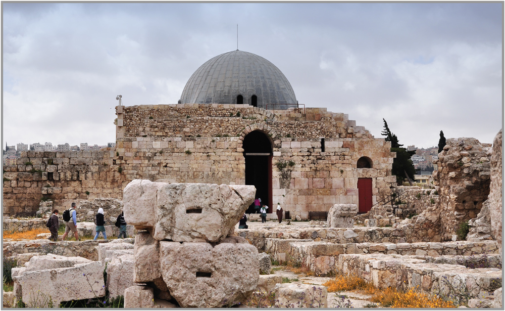 OMAYADENPALAST MIT THRONSAAL- ZITADELLE AMMAN