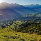 Ombre et lumière matinales sur la vallée du Drac... ( Hautes-Alpes )