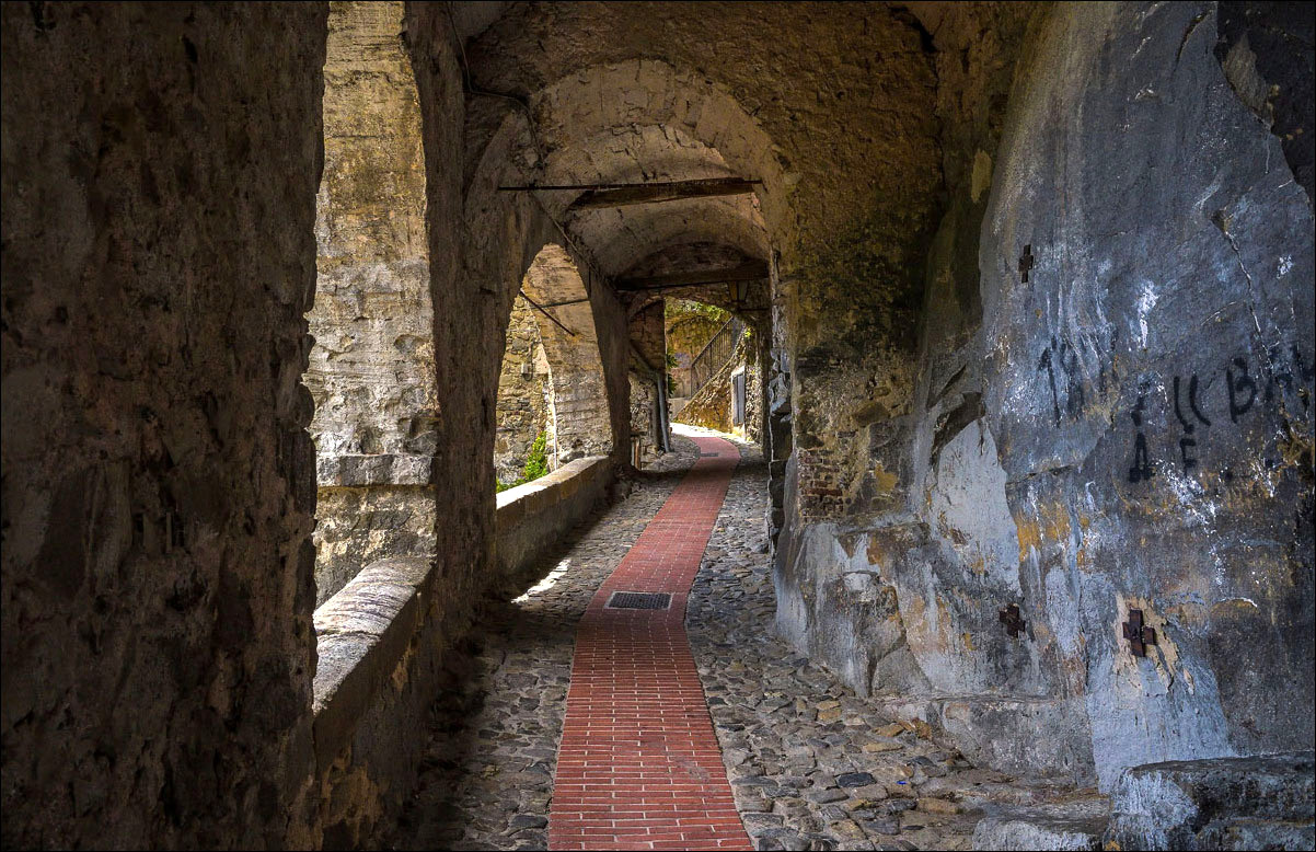 On continu la visite de Ceriana