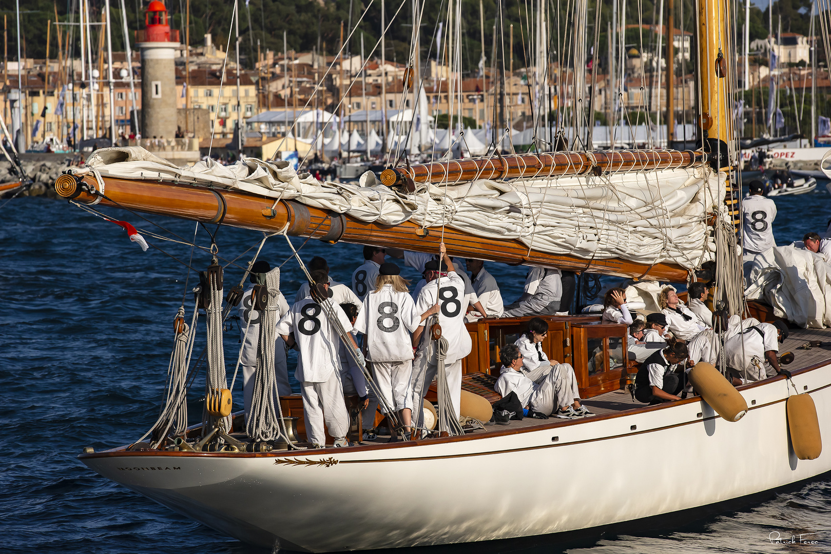 On rentre au port