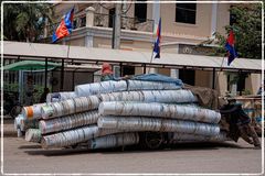 On the Border - Recycling in Kambodscha