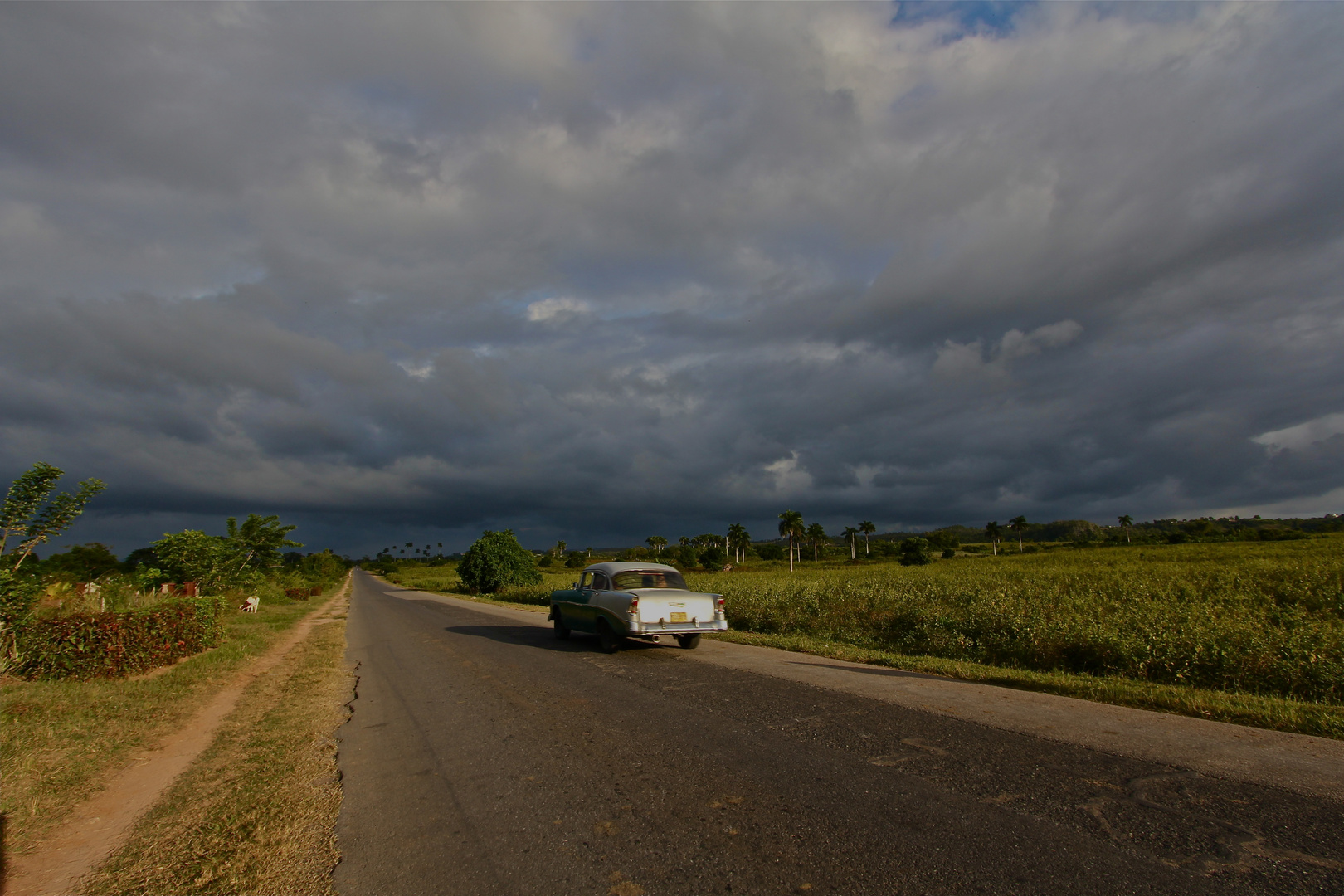 on the road to vinales