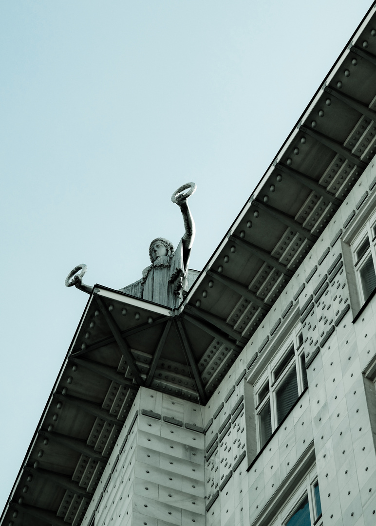 On the roof of the Austrian Savings Bank
