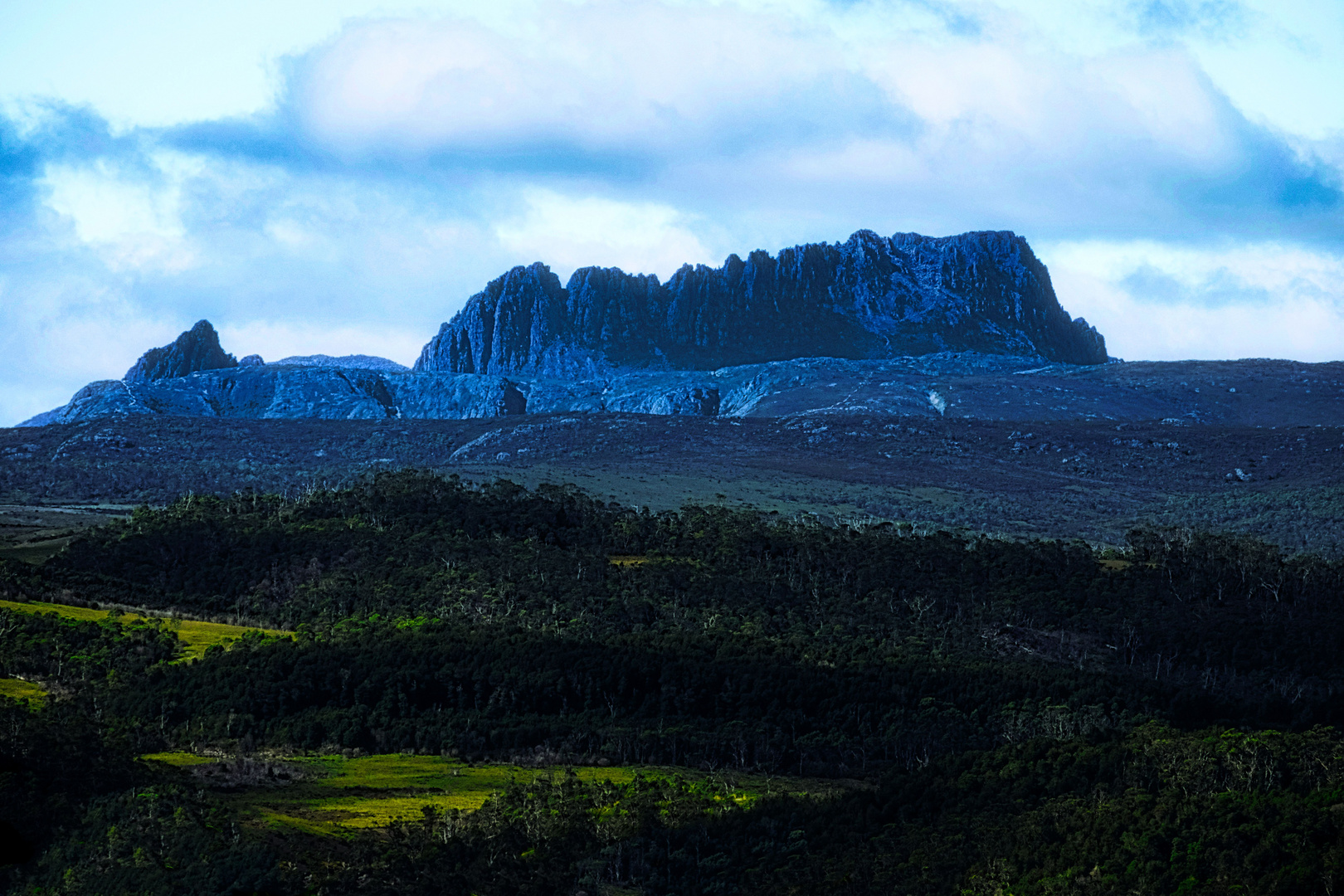 on the way to Cradle Mountains 4