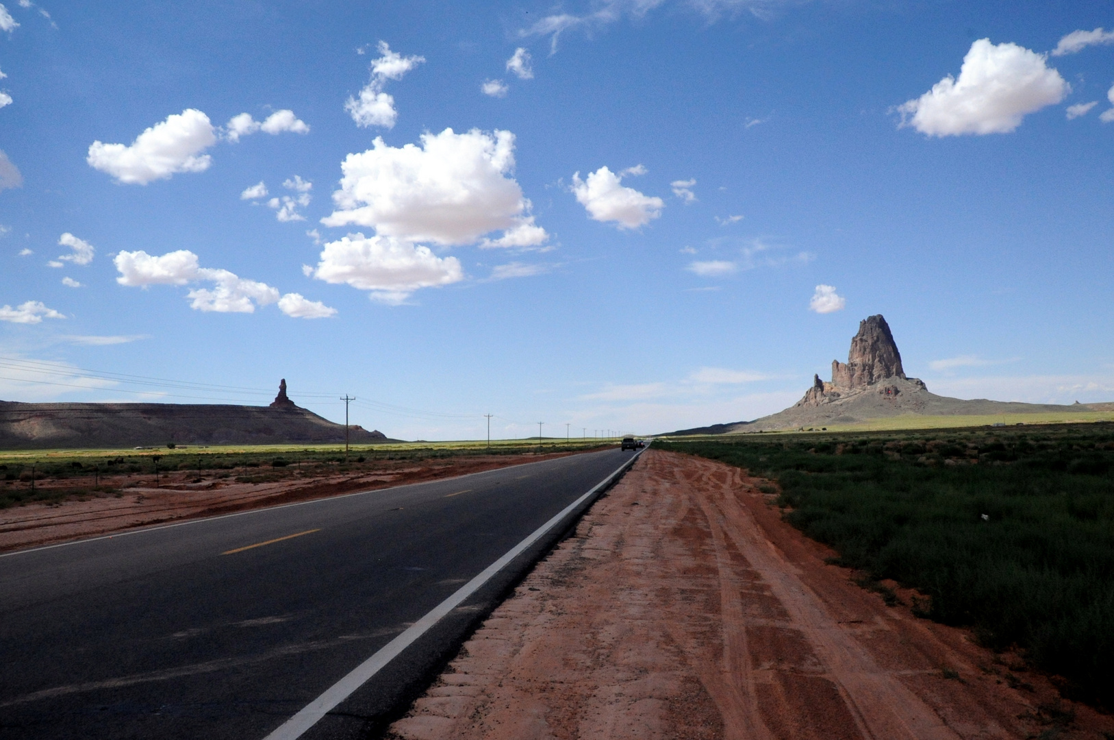 On the Way to Monument Valley - Monuments