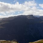 on the way to Trolltunga