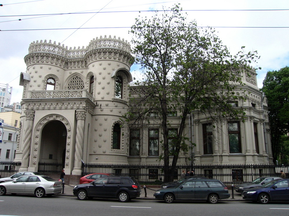 On Vozdvigenka street. Moscow.