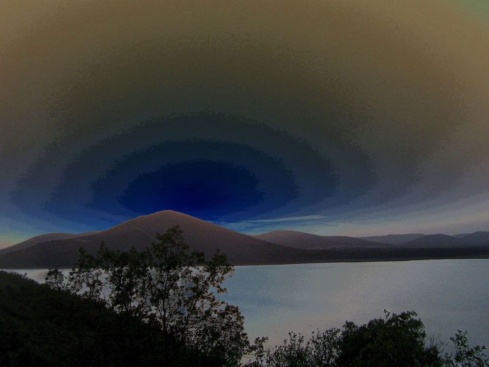 Ondas en el cielo...FERNANDO LÓPEZ   fOTOGRAFÍAS...