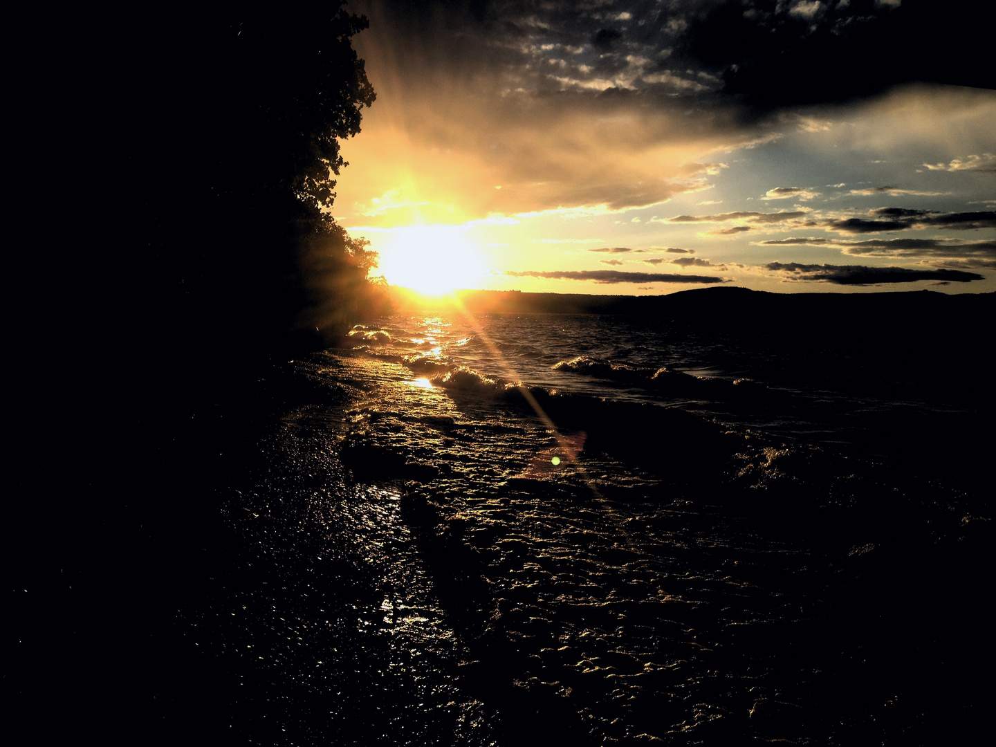 Onde Oscure Al Tramonto Foto Immagini Paesaggi Laghi E Fiumi Lago Foto Su Fotocommunity