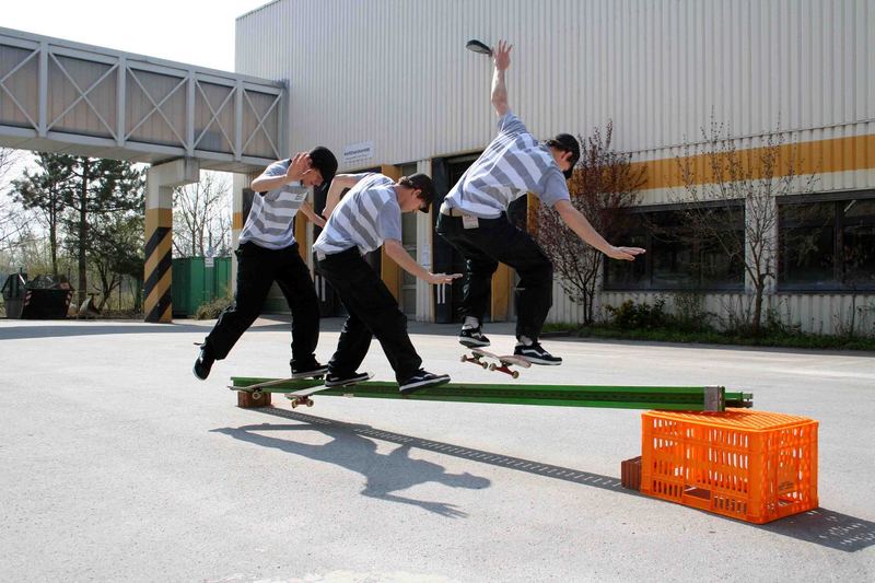 One Foot Frontside Boardslide