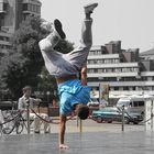 one - man - hand - stand