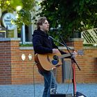 One man performance with acoustic guitar (Heringsdorf, Usedom)