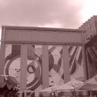 One of Alexa's colorful walls (Berlin-Sepia-Projekt - Pic. 009)