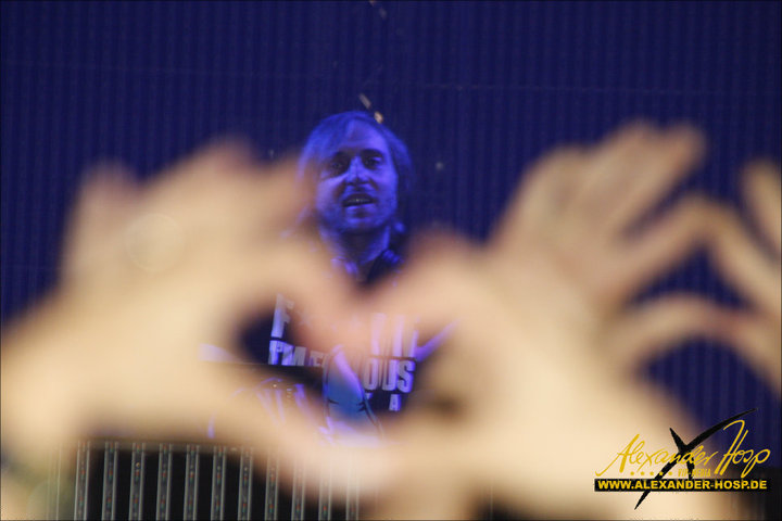 One of the biggest Electronic Music Artist David Guetta @ Streetparade Zurich 