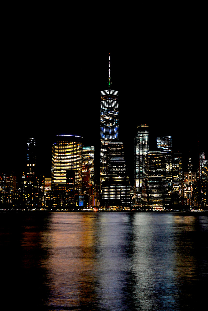 One World Trade Center bei Nacht