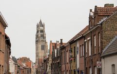 Oostmeers with Onze-Lieve-Vrouwekerk - 01