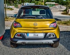 Opel Adam Rocks Back