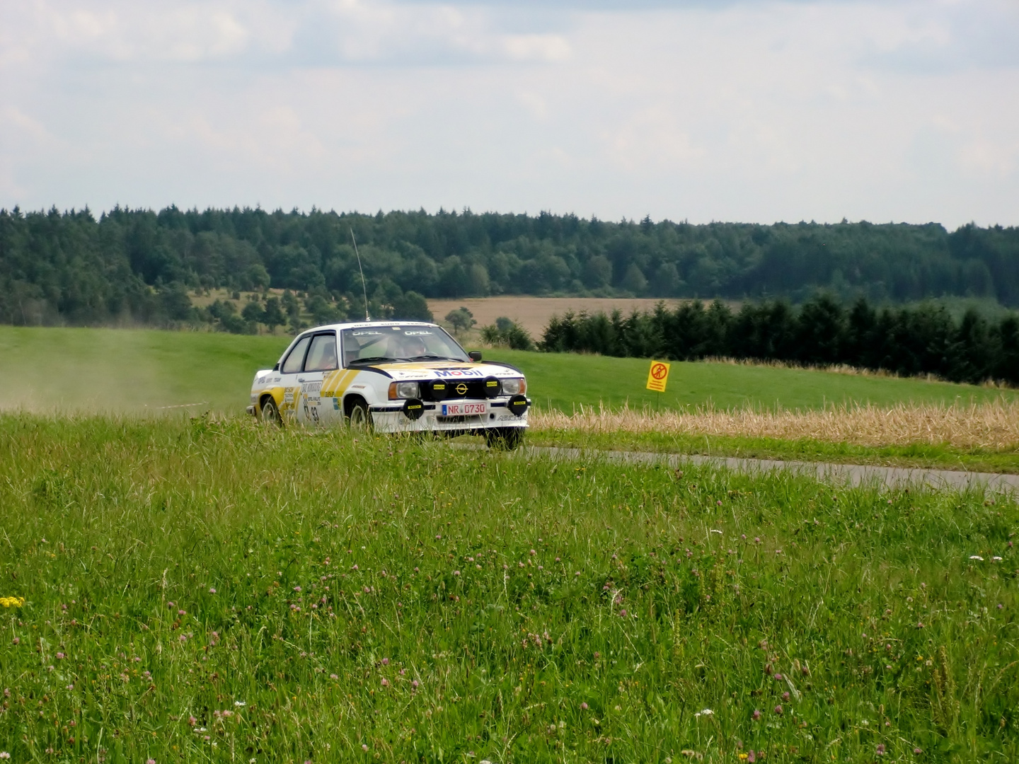 Opel Ascona 400