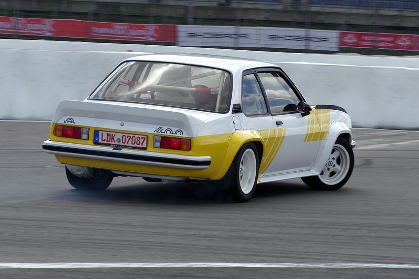 Opel Ascona B 400 -III,