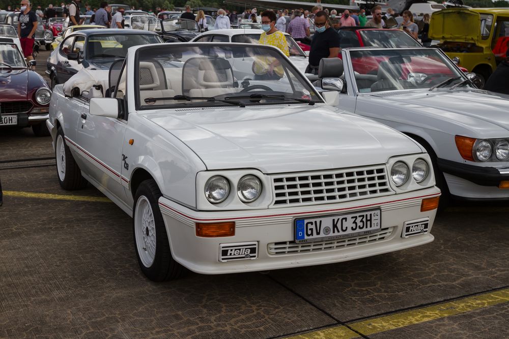 Opel Ascona C