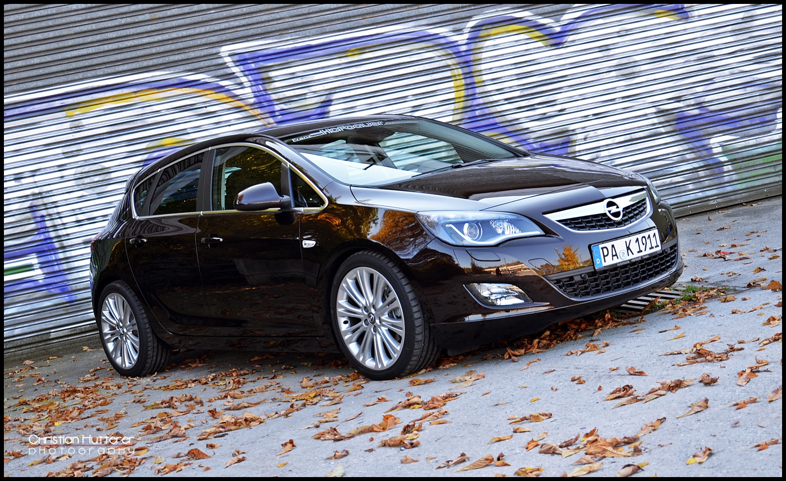 Opel Astra before the hall...