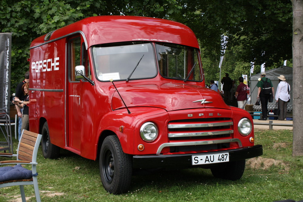 Opel Blitz / Porsche Renndienst