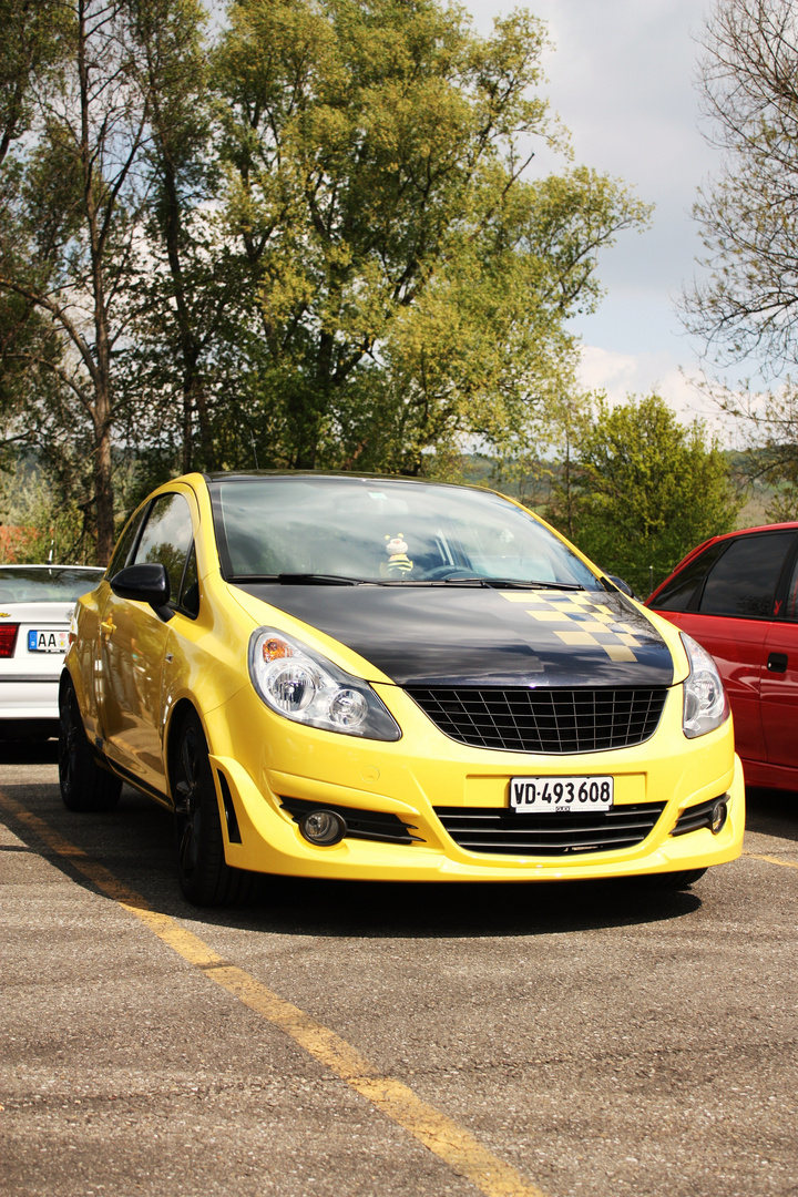 Opel Corsa Color Race Edition