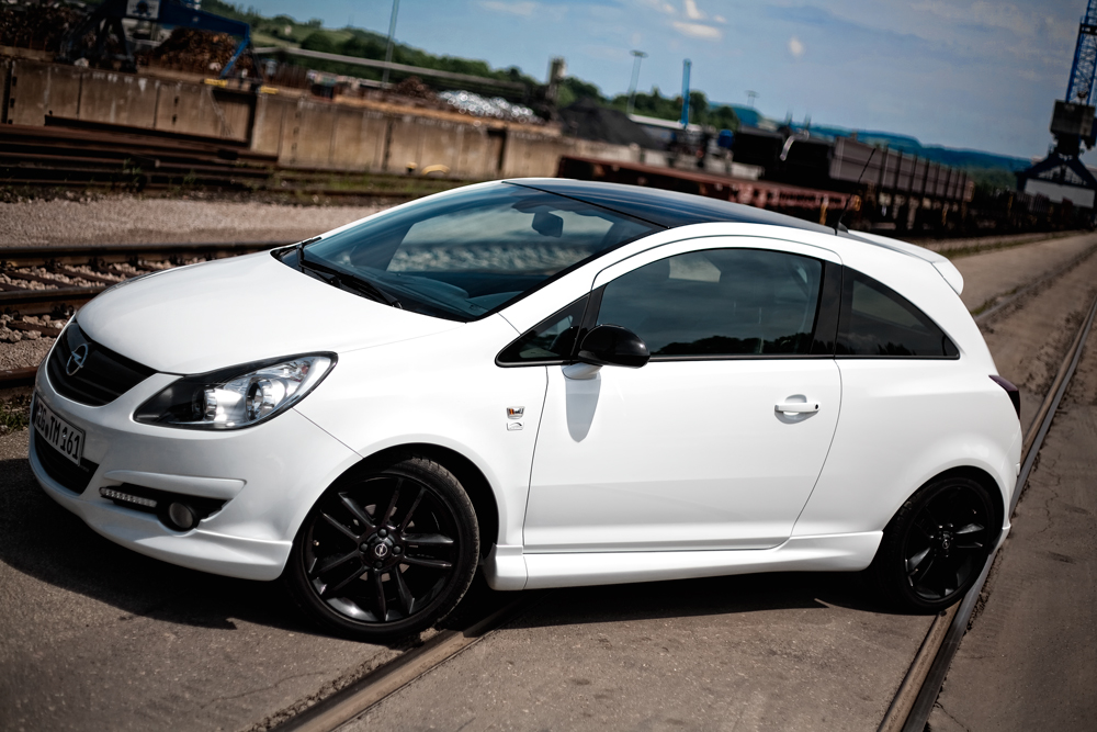 Opel Corsa D Limited Edition