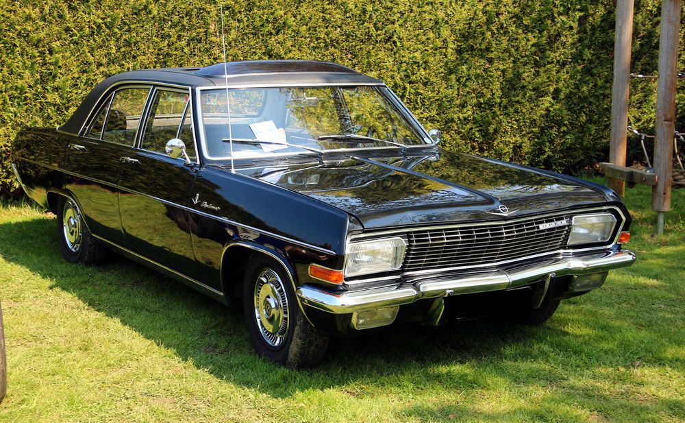 Opel Diplomat A