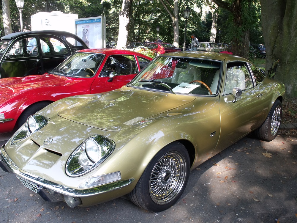 OPEL-GT Parade