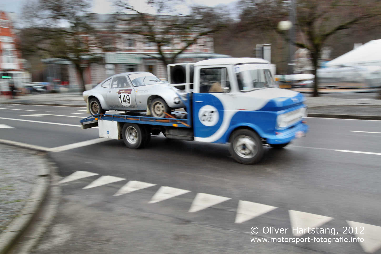 Opel GT und Opel Blitz in Spa