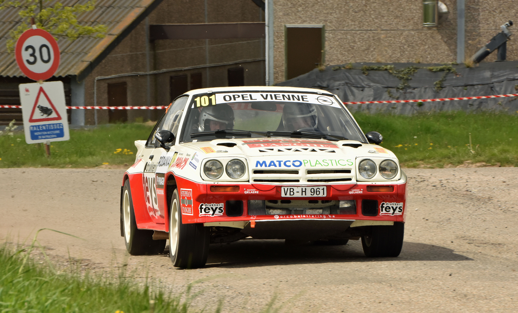 Opel Manta 400 Lietaer Paul (B)-Vienne Bruno (B)