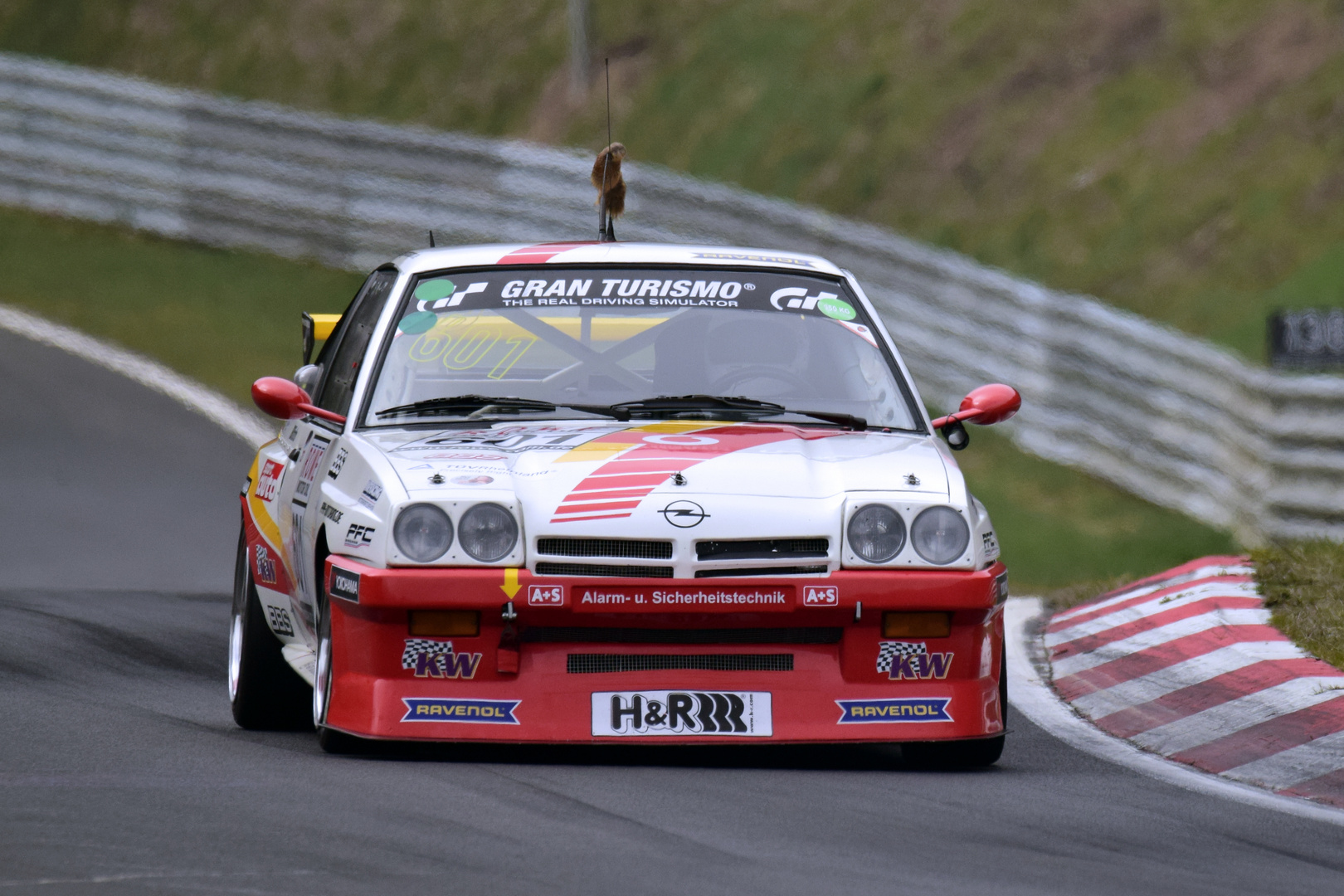 Opel Manta beim ersten VLN Lauf 2019