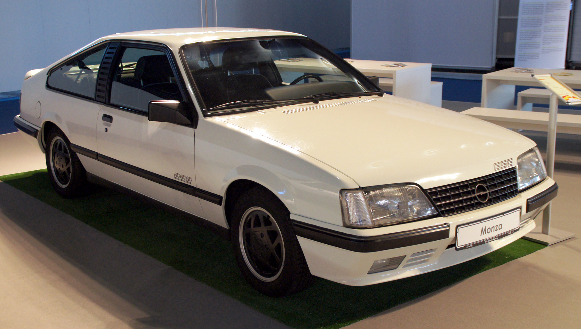 Opel Monza GSE 3.0 (1983)