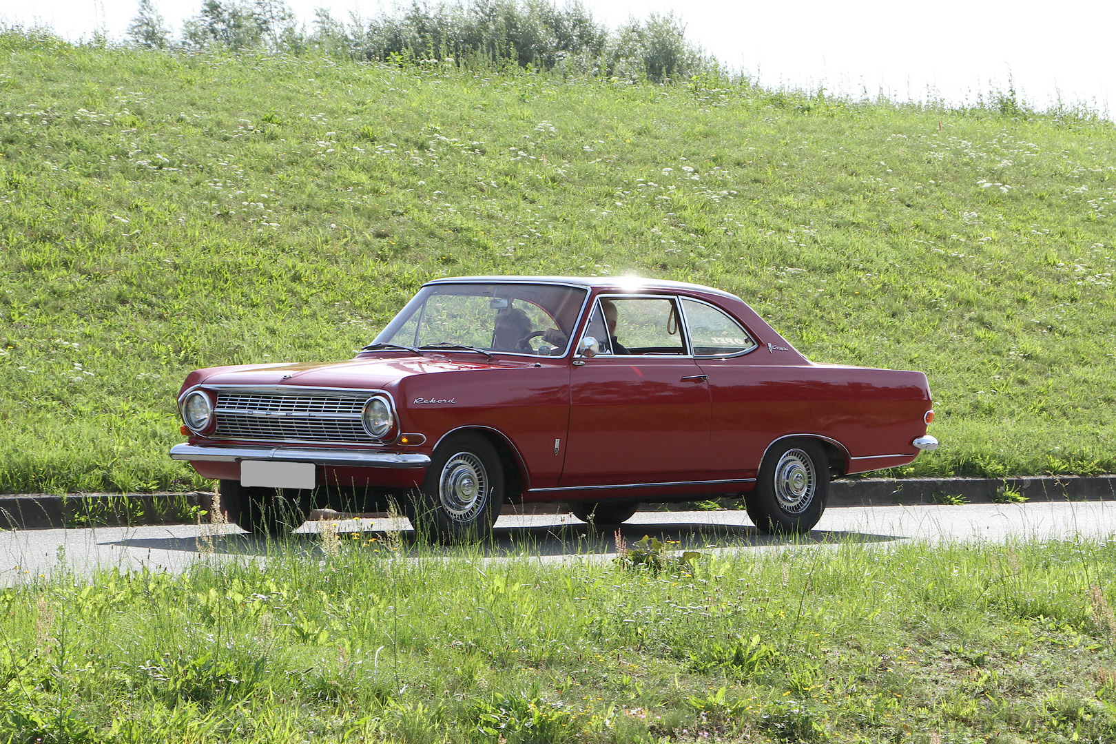 Opel Rekord on Tour