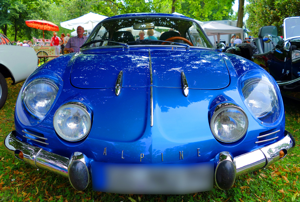 ...Opelvillen 2015...petite Francaise...Renault Alpine...2